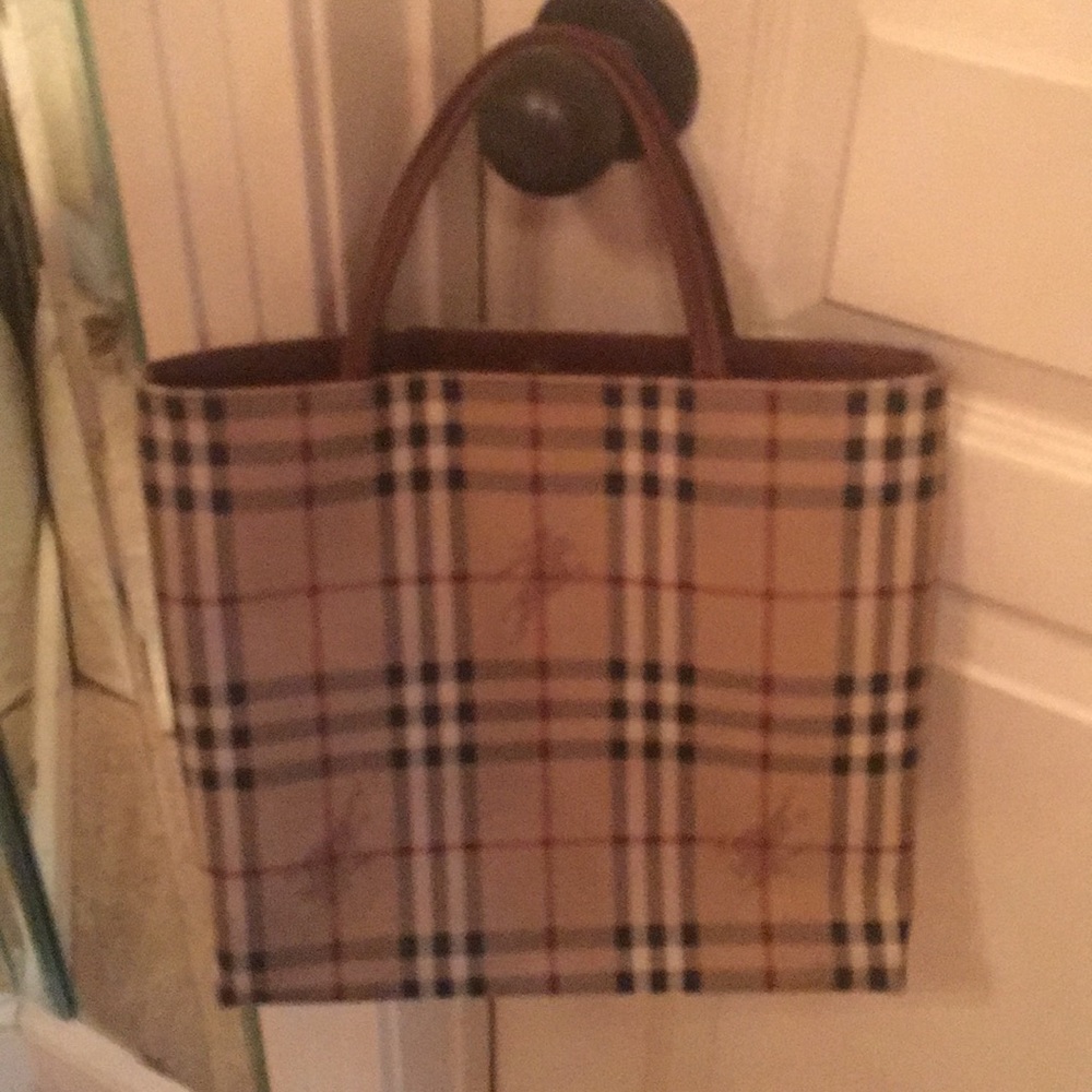 Authentic Burberry small bag 9 by 11